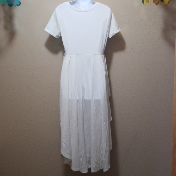 High Low Top with Ruffle Tail - Picture 4 of 4